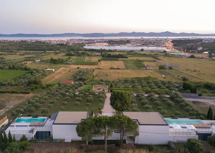 Albina & Domenica Задар